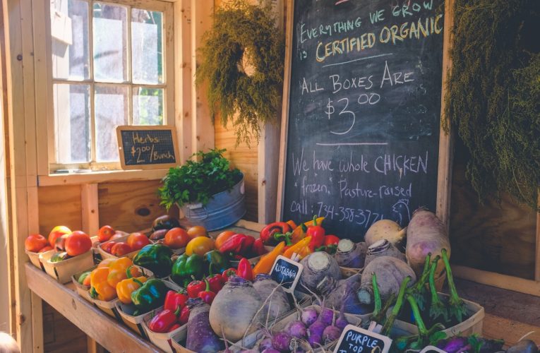 Nutrition and Mental Health: Avoid Foods that Cause Anxiety in Kennedale